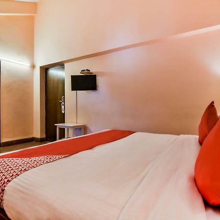 Oyo 807 Hotel Gopika International Goa ภายนอก รูปภาพ