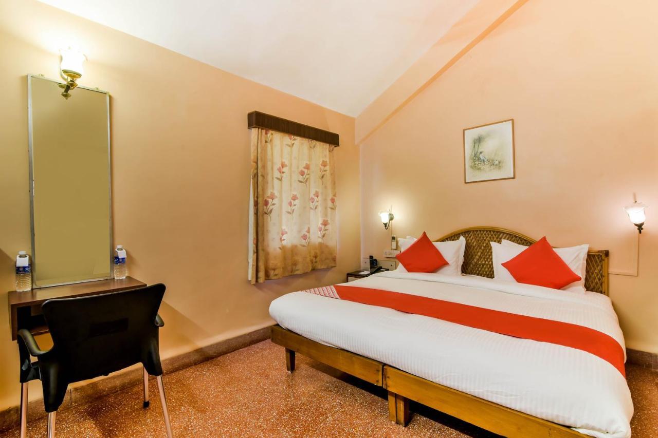 Oyo 807 Hotel Gopika International Goa ภายนอก รูปภาพ