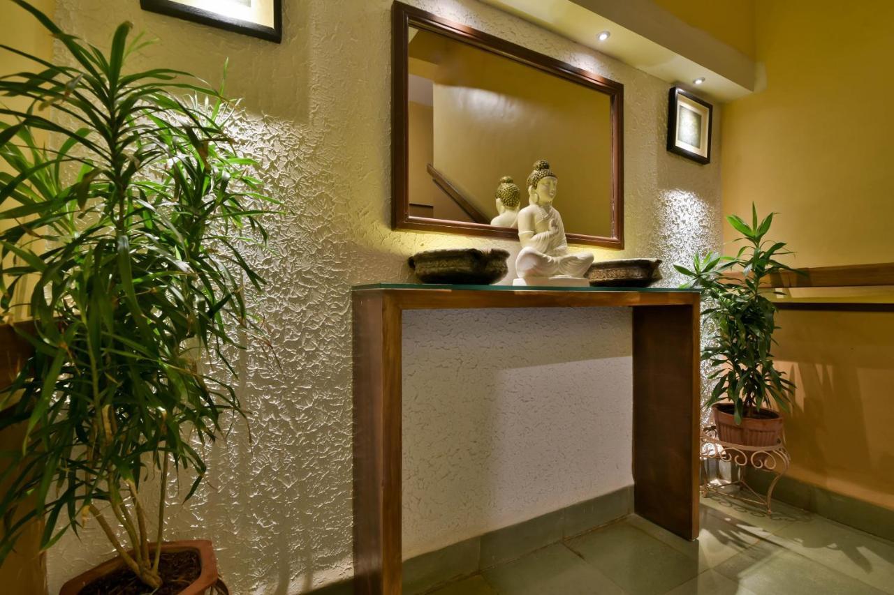 Oyo 807 Hotel Gopika International Goa ภายนอก รูปภาพ