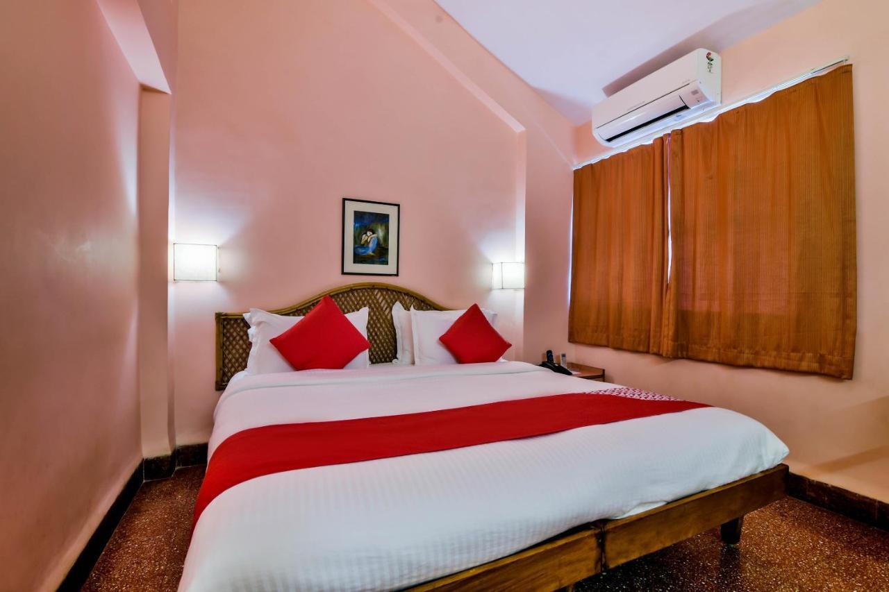 Oyo 807 Hotel Gopika International Goa ภายนอก รูปภาพ