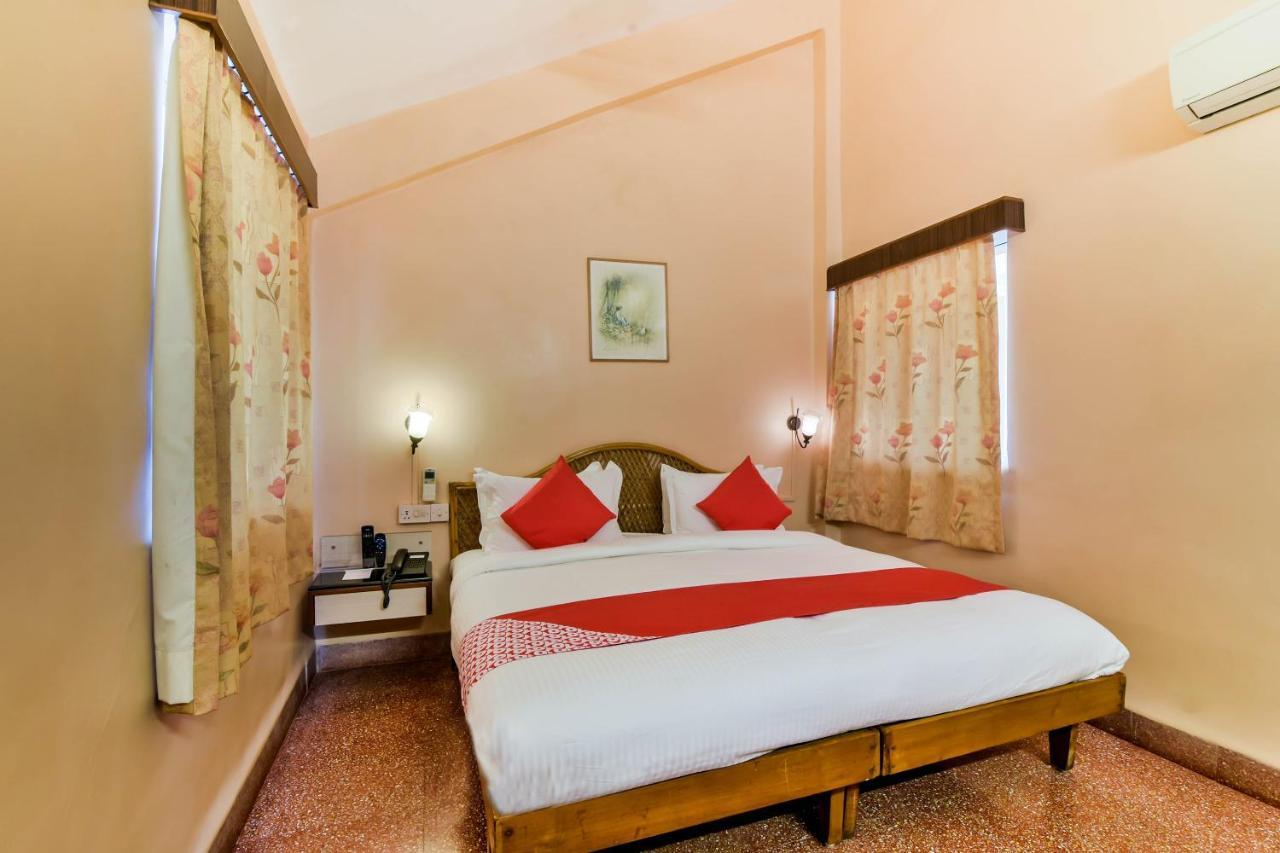 Oyo 807 Hotel Gopika International Goa ภายนอก รูปภาพ