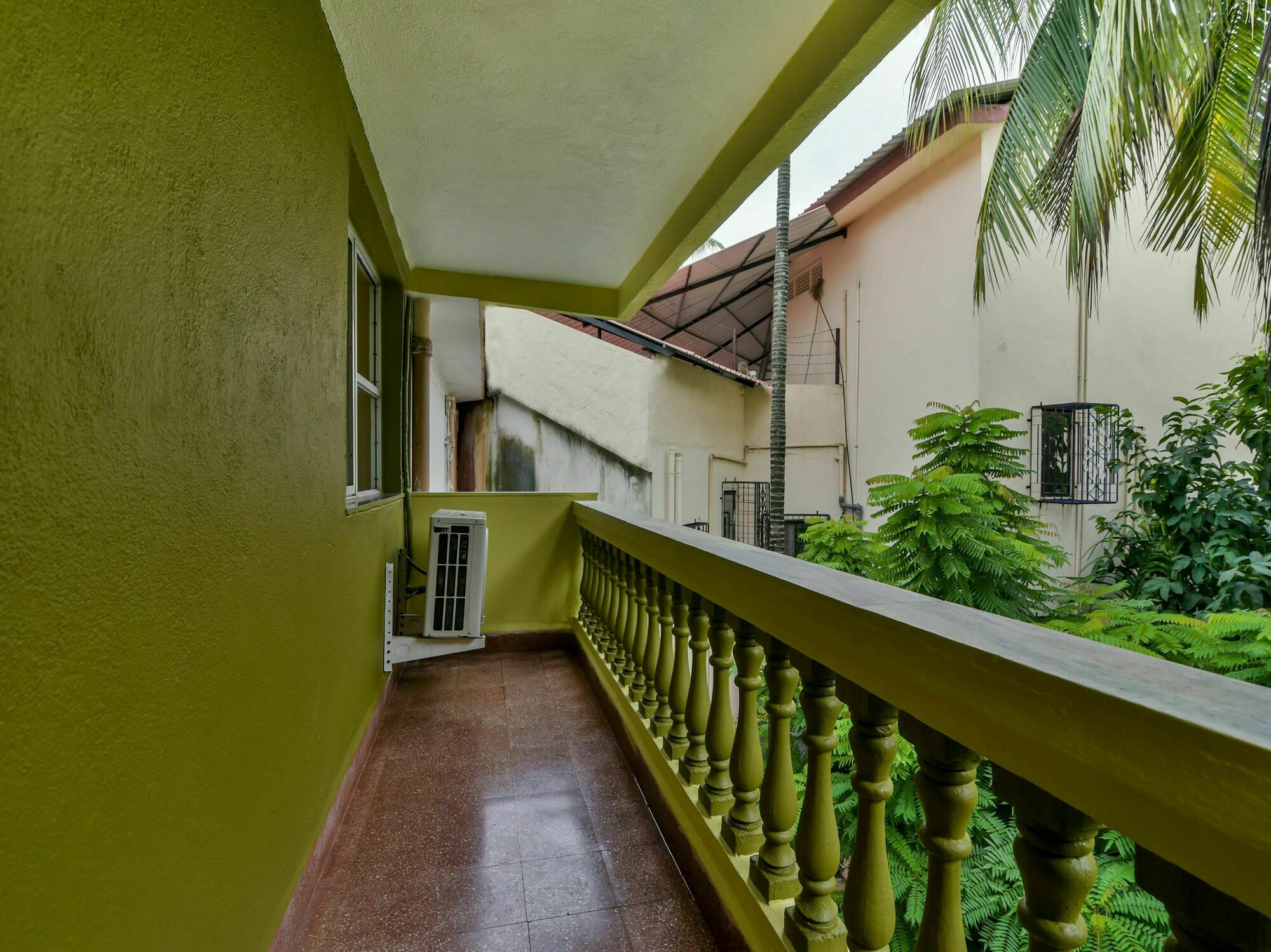 Oyo 807 Hotel Gopika International Goa ภายนอก รูปภาพ